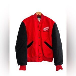 Detroit Red Wings NHL Vtg Varsity Jacket 
90's DeLong Wool Men's Size 42